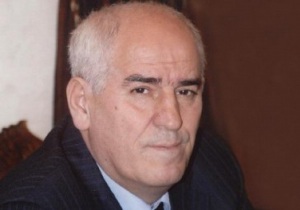 Բարսեղ Բեգլարյանը ՀՔԾ-ում հարցաքննվում է